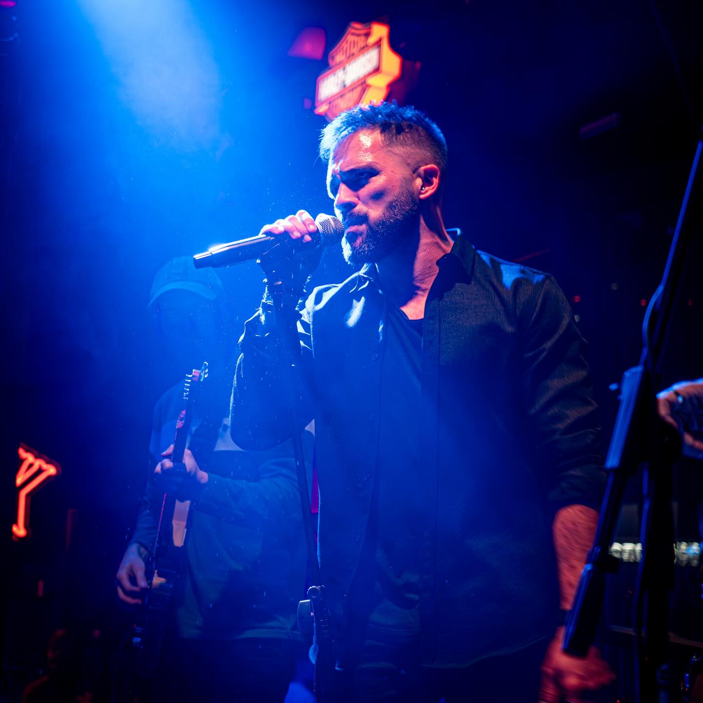 movingon music 1768317376 3809244699589131749 59062743413